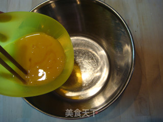 【我的烘焙时间】外星人的小肚肚？---抹茶玛德琳的做法步骤：4