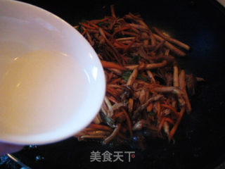 酱香茶树菇的做法步骤：12