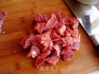简易版咖喱牛肉干的做法步骤：2