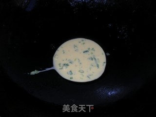 葱花鸡蛋饼的做法步骤：10
