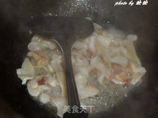 有史以来吃得最贵的一盘肉——酱烧象鼻贝肉的做法步骤：2