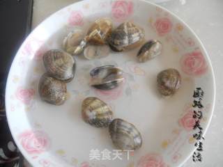 石锅酱汤的做法步骤：1
