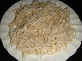 白灼金针菇的做法步骤：7