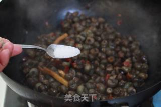 明前螺蛳赛吃鹅——【酱爆螺蛳】的做法步骤：8