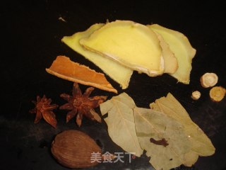 卤水鸭翅的做法步骤：2