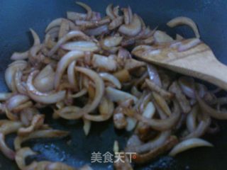洋葱炒肉丝的做法步骤：4