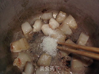电饭锅版红烧肉的做法步骤：5