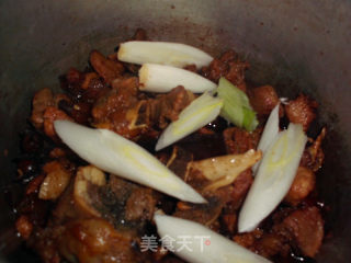 电饭锅版红烧肉的做法步骤：10