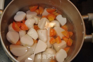 炒芋头与鸡肉的做法步骤：2