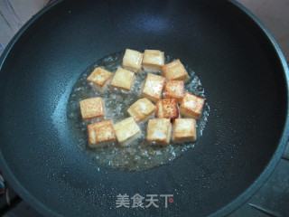 素食也够味：椒盐豆腐的做法步骤：3