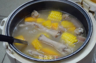 腩肉鸡爪炖木瓜汤的做法步骤：3