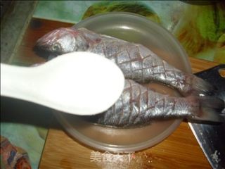 茄汁鲈鱼的做法步骤：2