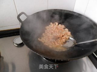 双青炒江虾的做法步骤：4
