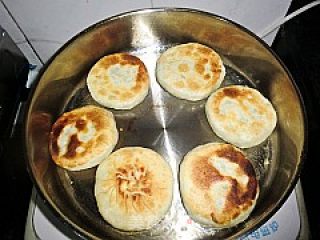 荠菜鸡蛋馅饼的做法步骤：18