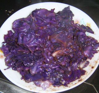 牛肉酱手撕紫甘蓝的做法步骤：8