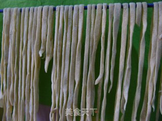 手擀鸡蛋面的做法步骤：4