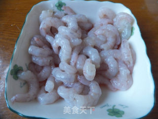 豌豆苗虾仁的做法步骤：4