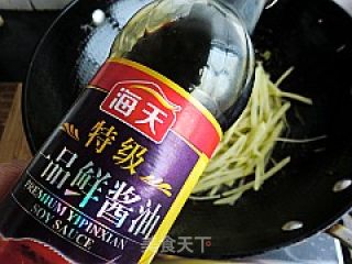 土豆洋葱炒肉丝的做法步骤：6