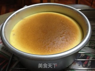 纽约芝士蛋糕﹝酸奶油面）６吋模的做法步骤：2