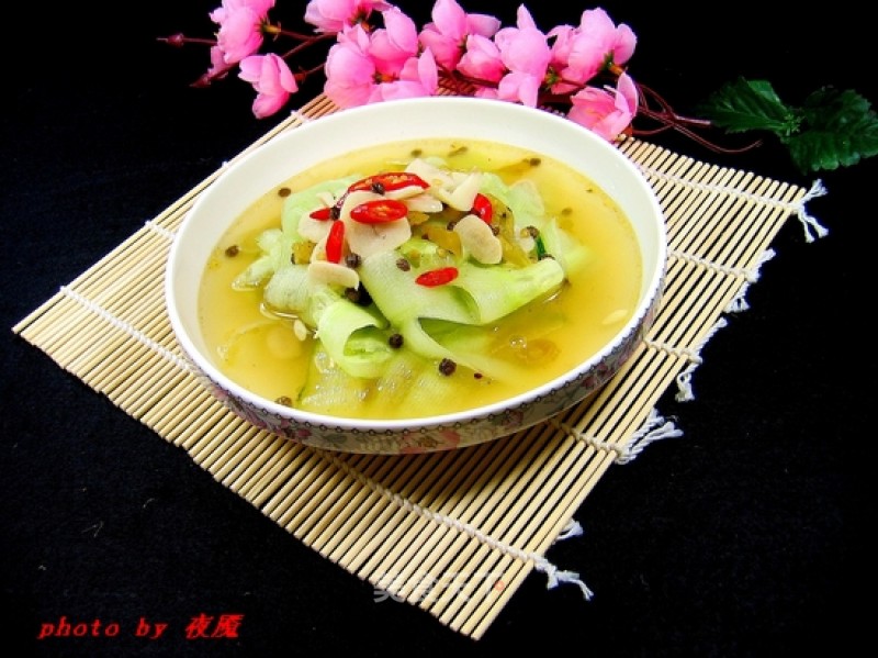 凉拌椒麻黄瓜片的做法