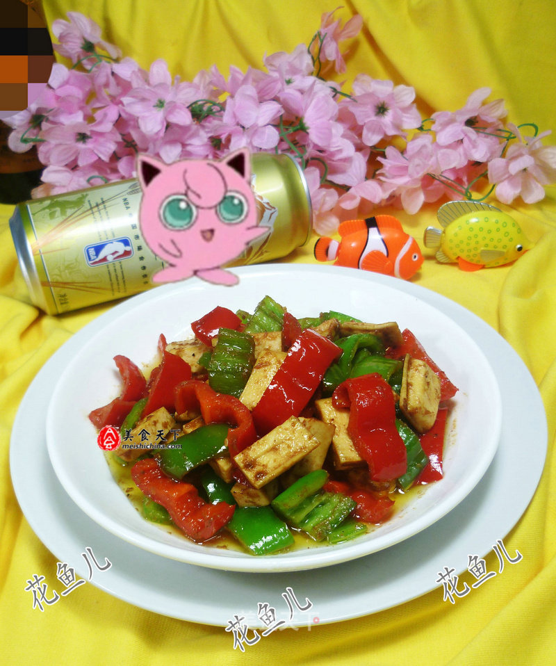 沙茶酱豆腐干炒双椒的做法