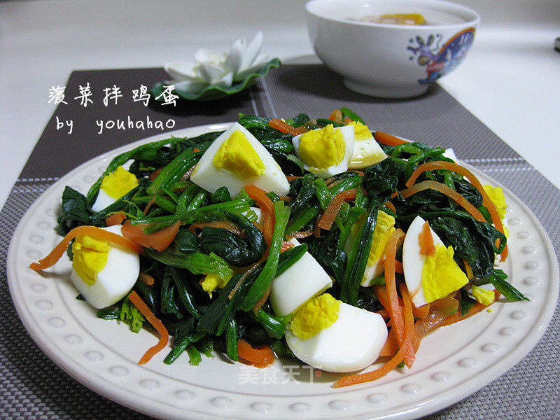 菠菜拌鸡蛋的做法