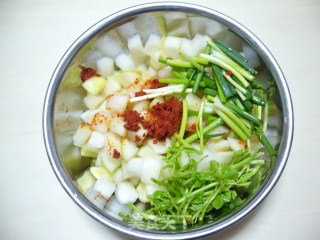 简简单单做---------韩式辣萝卜块的做法步骤：8