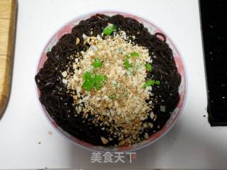 凉拌蕨根粉的做法步骤：5