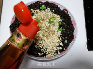 凉拌蕨根粉的做法步骤：6