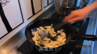 荸荠炒鸡蛋的做法步骤：12