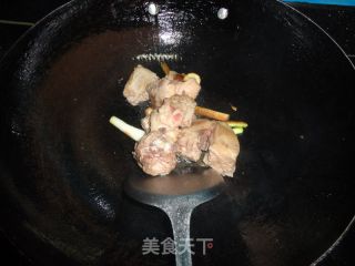 鸭肉焖莲藕的做法步骤：3