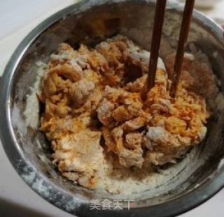 南瓜红糖花边三角包的做法步骤：2