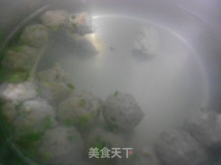豆芽肉丸汤的做法步骤：3