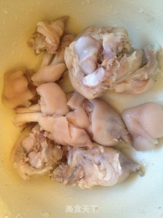 红烧猪蹄（豆瓣酱版）的做法步骤：5