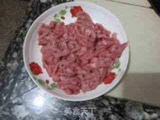 酱瘦肉丝的做法步骤：1