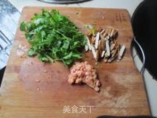五香豆腐炒芹菜的做法步骤：1