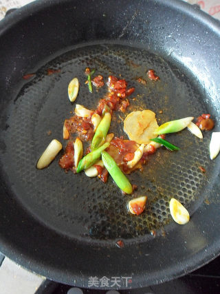 【豆腐的倾心吃法】回锅豆腐的做法步骤：6