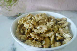 补脑佳品－甜酥核桃的做法步骤：3