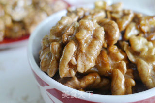 补脑佳品－甜酥核桃的做法步骤：12