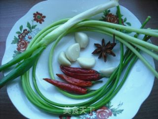 素炒黄豆芽的做法步骤：1