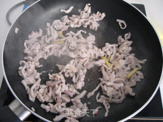 青椒肉丝的做法步骤：4