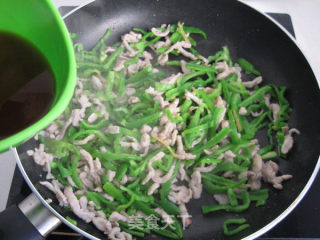 青椒肉丝的做法步骤：6