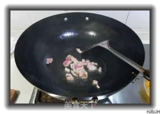 家常菜-枣肠炒蒜苗的做法步骤：1