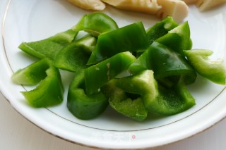 山珍烧鸡腿的做法步骤：4