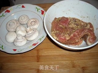 锡纸烤雪花肉的做法步骤：1