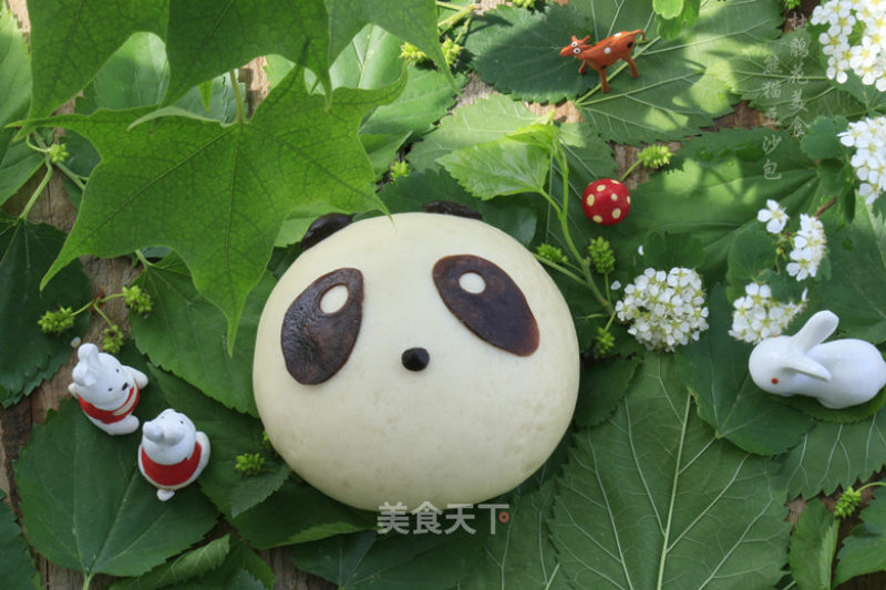 萌萌哒~~熊猫豆沙包的做法