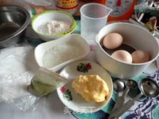 没有烤箱也可以做出美味蛋糕---电饭锅版抹茶蛋糕的做法步骤：1