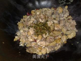 青椒炒鸡的做法步骤：6