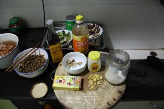 干豇豆红烧肉的做法步骤：3