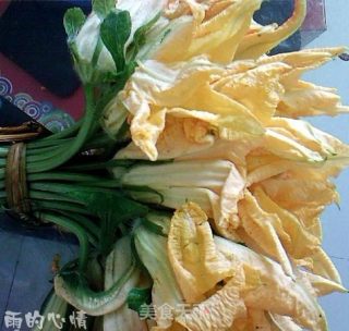 豆腐酿南瓜花的做法步骤：1